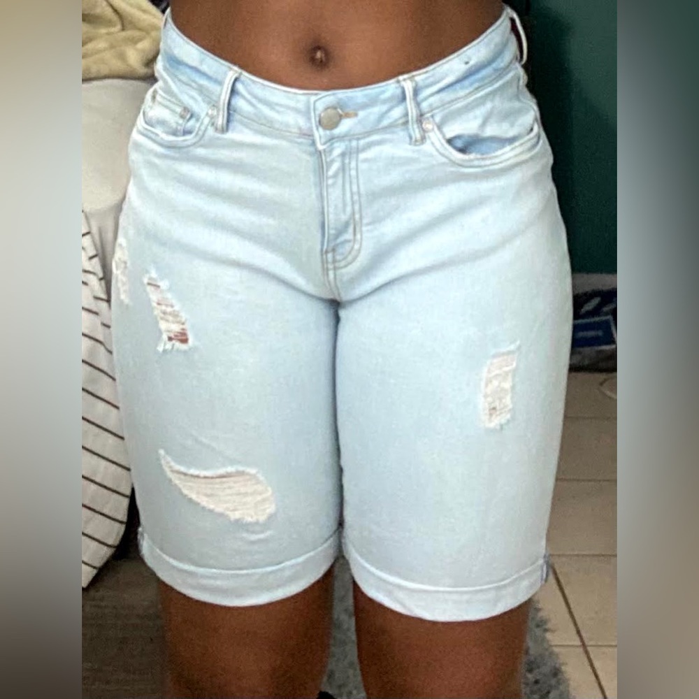 Woman’s light blue jean shorts